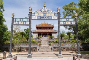 Tour en bateau à Hue sur la rivière des Parfums