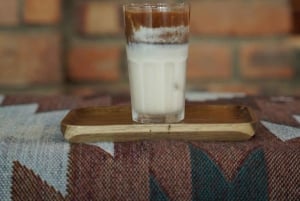 Hue: café preparado con huevo, sal y coco