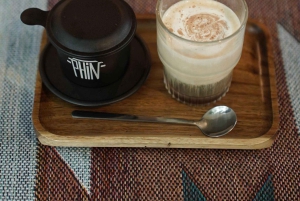 Hue: café preparado con huevo, sal y coco