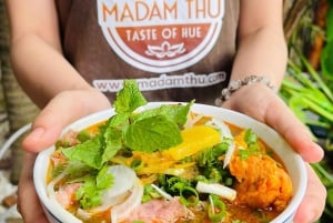 Hué : atelier de préparation de Bun Bo Huế – un voyage au cœur du patrimoine de Hué