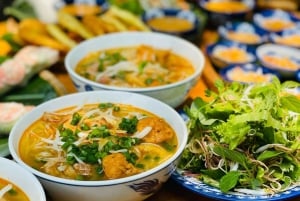 Hué : atelier de préparation de Bun Bo Huế – un voyage au cœur du patrimoine de Hué