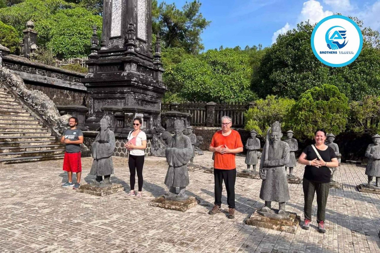 Tour della città di Hue di un giorno - Tour di gruppo