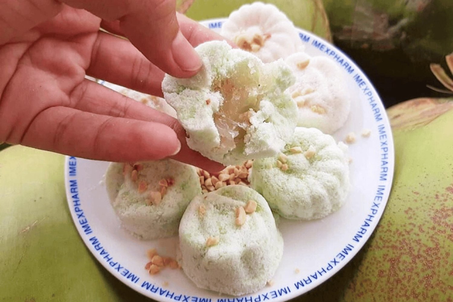 Hue: Conical Hat Village and Traddional Cake Class Tour