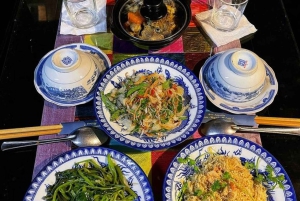 Clase de cocina en una casa con jardín y paseo en bici por el campo en Hue