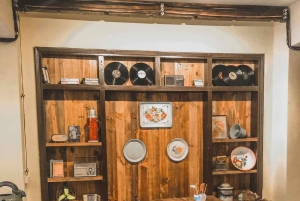 Passeio de um dia por Hue num comboio panorâmico – Almoço real de Hue e café com sal