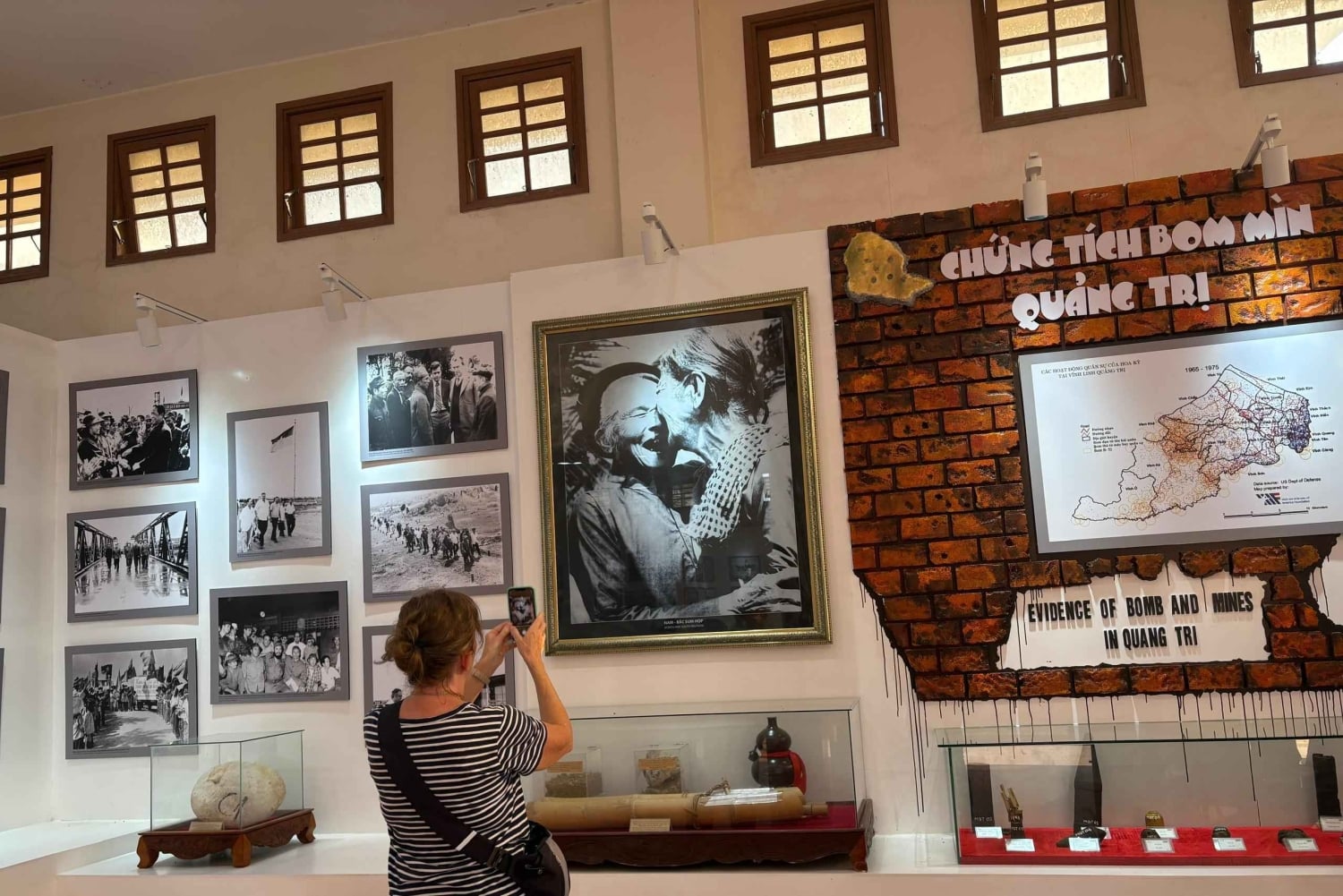 Hue: DMZ Tour de medio día en coche privado a los Túneles de Vinh Moc