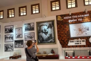 Hue: DMZ Tour de medio día en coche privado a los Túneles de Vinh Moc