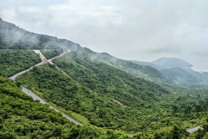 Hue: Tour Easy Rider attraverso il Passo di Hai Van da/per Hoi An (1 tratta)