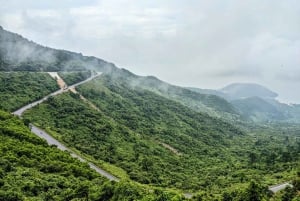 Hue: Easy Rider Tour via Hai Van Pass till/från Hoi An (1 väg)