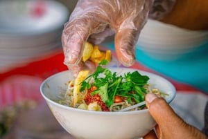 Хюэ: гастрономическая экскурсия с дегустацией