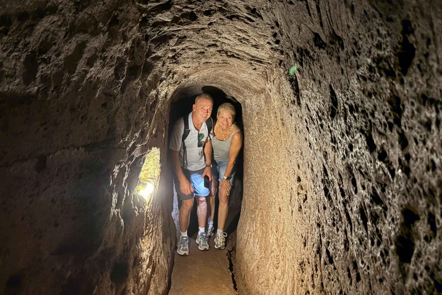 Hue: Halvdagstur til Vinh Moc-tunnelene med privat bil