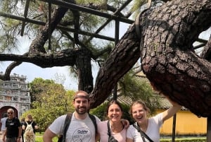 Tour a pie por la antigua ciudad imperial de Hue