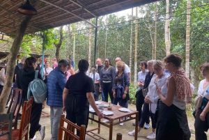 Hue: Cidade Imperial, Aldeia Thuy Bieu, Tour pela Lagoa Tam Giang