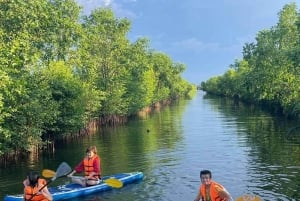 Hue: Cidade Imperial, Aldeia Thuy Bieu, Tour pela Lagoa Tam Giang