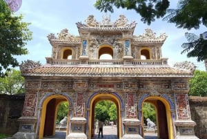 Hue: Cidade Imperial, Aldeia Thuy Bieu, Tour pela Lagoa Tam Giang