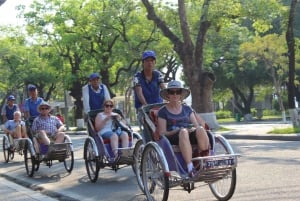 Hue: Imperial City Guided Walking and Pedicab Combo Tour