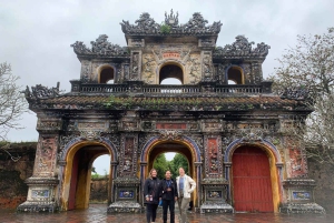 地元のエキスパートと行くフエ帝国都市ツアー（チケット込み）