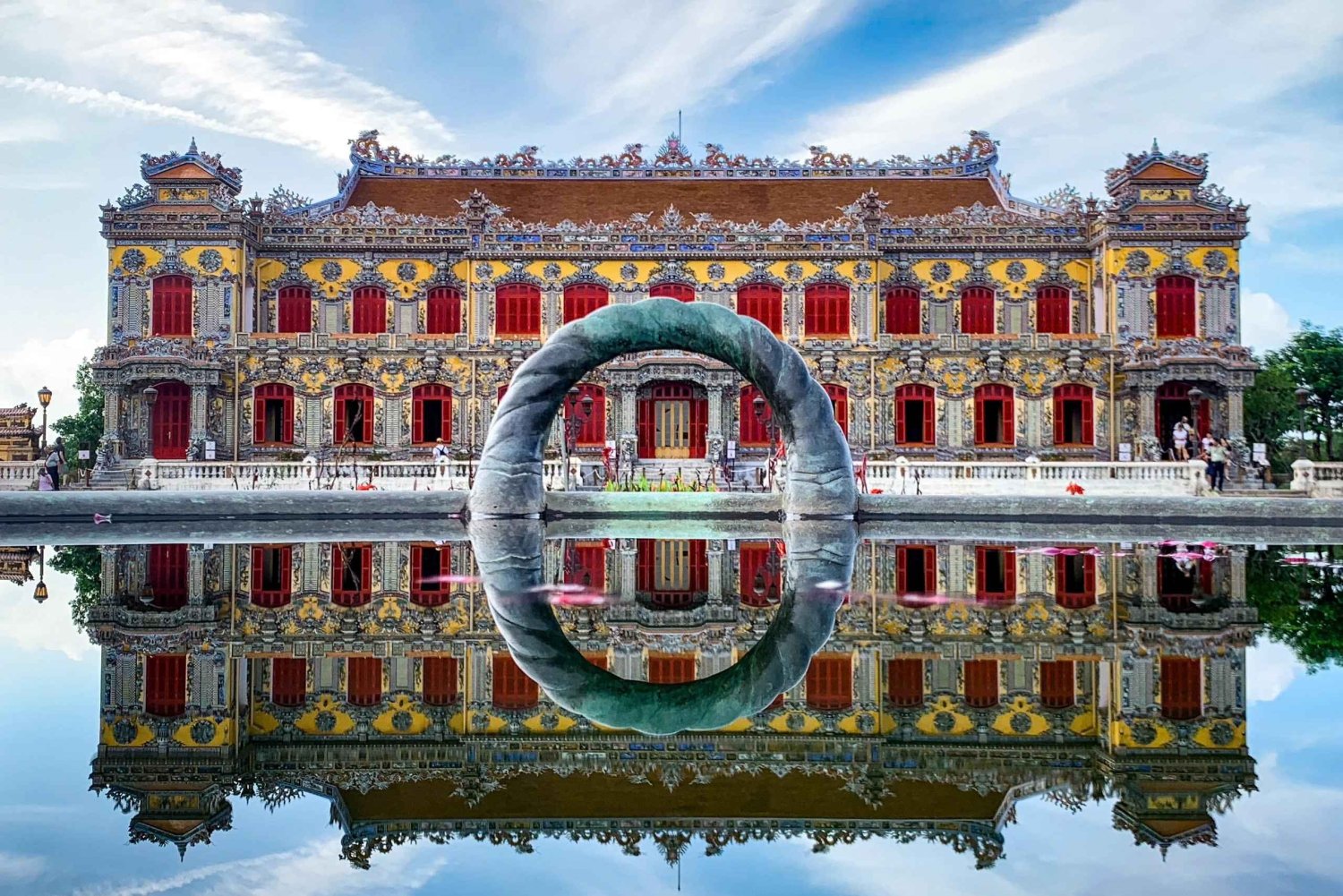 Tour della città imperiale di Huế con guide locali esperte (biglietto incluso)