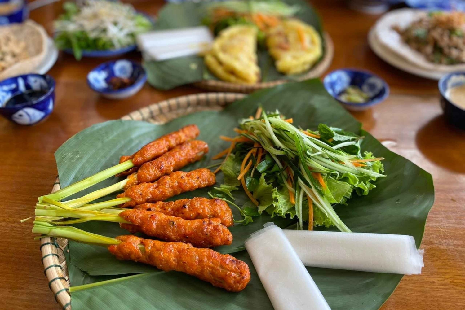 La vida local de Hue: mercado y experiencia culinaria auténtica