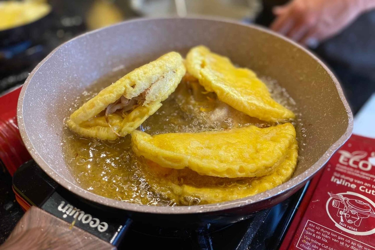 La vida local de Hue: mercado y experiencia culinaria auténtica