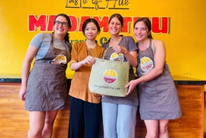 La vida local de Hue: mercado y experiencia culinaria auténtica