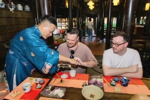 Hue: Taller de té «Loto en una taza»