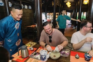 Hue: Taller de té «Loto en una taza»