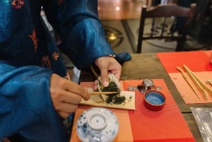 Hue: Taller de té «Loto en una taza»