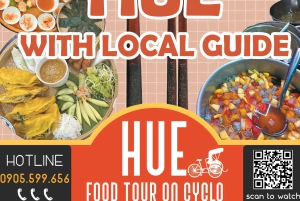 Hue: Nächtliche Street Food Tour mit dem Cyclo und einem lokalen Guide