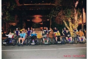 Hue: Night Street Food Tour by Cyclo with a Local Guide