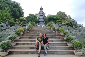 Hue: Privater Transfer von/nach Hoi An zu den wichtigsten Sehenswürdigkeiten