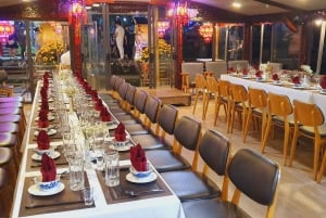 Hue: Cruzeiro com jantar no rio Perfume e espetáculo tradicional