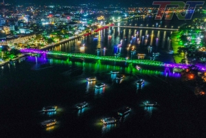 Hue: crucero con cena por el río Perfume y espectáculo tradicional