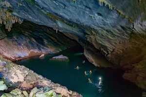 Hue: gita di 1 giorno alla grotta di Phong Nha con giro in barca e pranzo