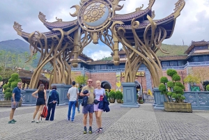 Хюэ: Частный автомобиль до/из Да Нанга с живописными остановками