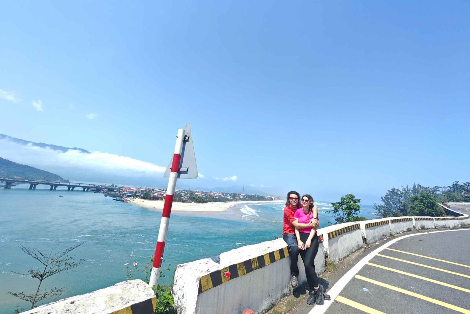 Хюэ: частный автомобиль до Хойана с остановками в интересных местах