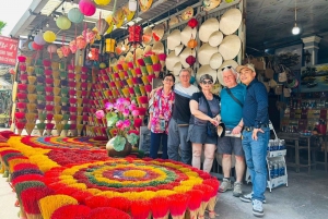 Hue: Besuch der Pagode und der königlichen Gräber mit Privatwagen und Drachenboot