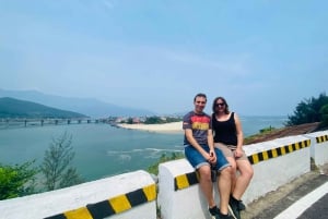 Hue : Auto privata per Hoi An via Ponte d'Oro o viceversa