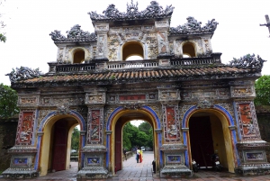 Hue: Royal Tombs and Thien Mu Pagoda Private Guided Tour