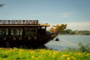Rejs z brunchiem Hueritage – cesarska kolacja na rzece Perfurm