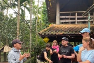 Hue: monasterio de Thien An, lago Thuy Tien, tour por Thuy Bieu