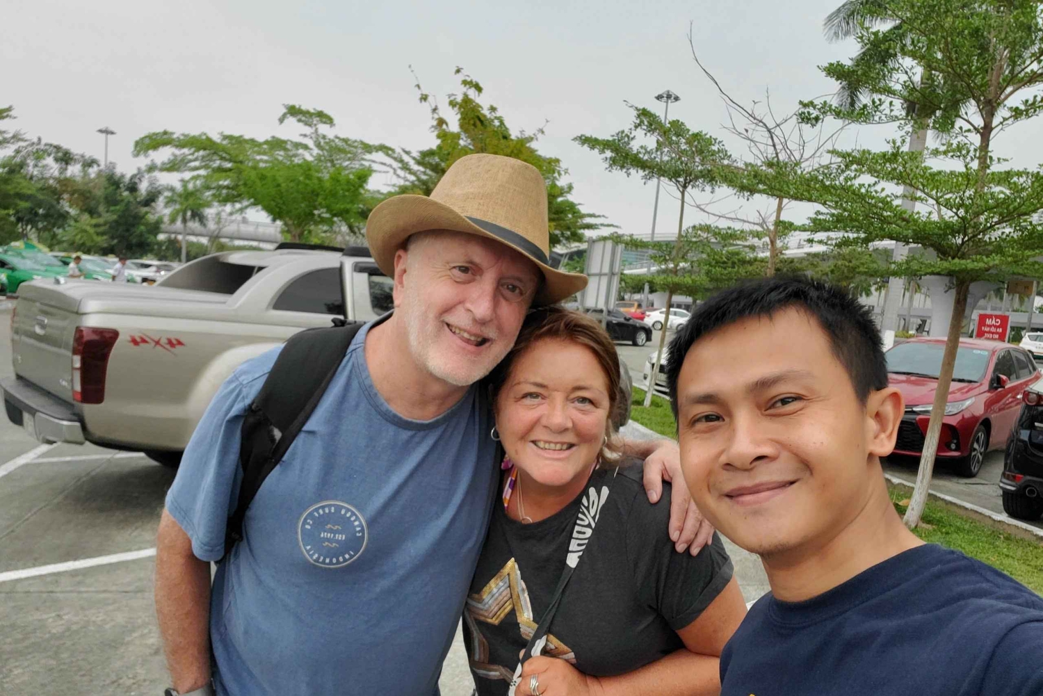 Из Хюэ в Дананг на личном автомобиле с остановками для осмотра достопримечательностей Мути