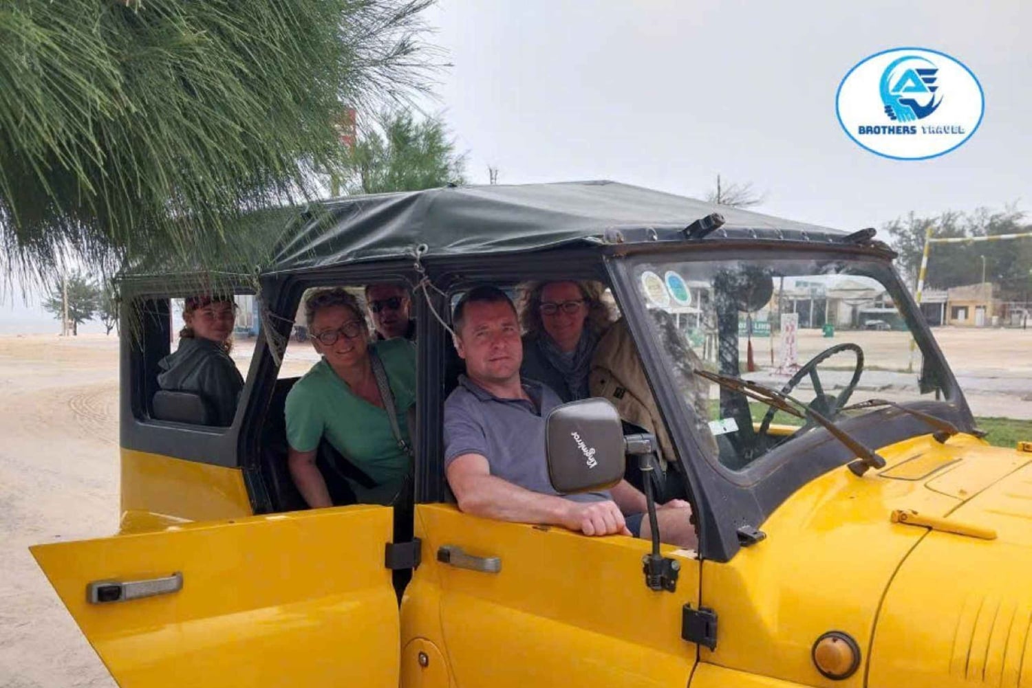 Hue-tour naar Tam Giang Lagoon en Thuan An Beach met de jeep