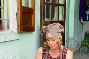 Hue City: Besuch auf einem Bio-Bauernhof & authentischer lokaler Kochkurs