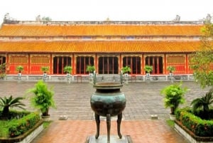 Hue Walking Tour to Imperial Citadel and Forbidden City