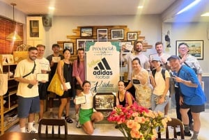 Corso di cucina immersivo e tour del mercato con chef locale + ricettario