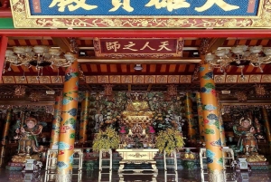 Tour gastronómico por Da Nang y crucero por el río Han en privado