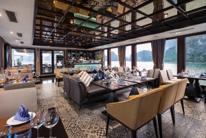 JadeSails - Luxuriöse Halong & Lan Ha Bay Kreuzfahrt ab Hanoi