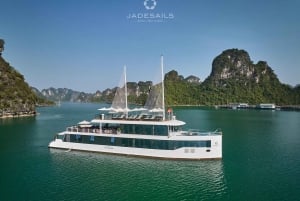 JadeSails - Ylellinen Halong & Lan Ha Bayn risteily Hanoista käsin