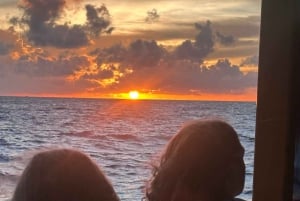 Bådtur til Koh Rong: Snorkling, fiskeri, solnedgang og plankton